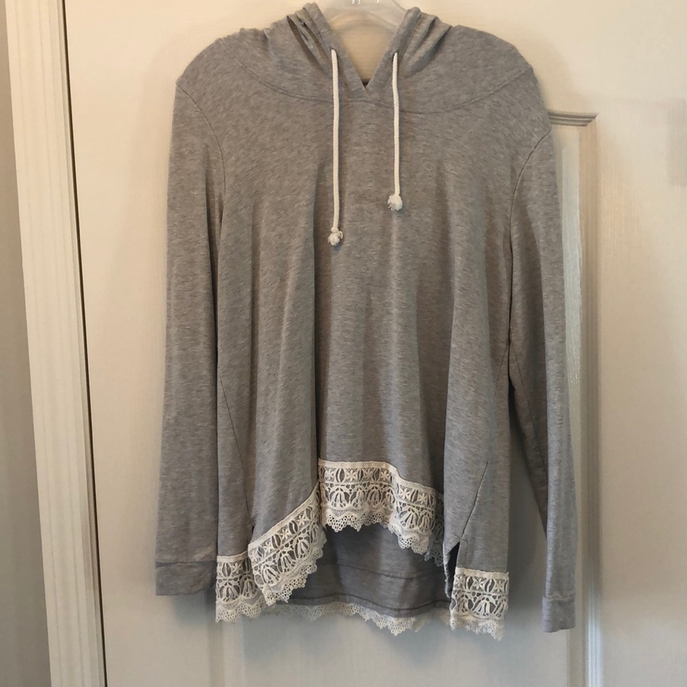 Light weight hoodie